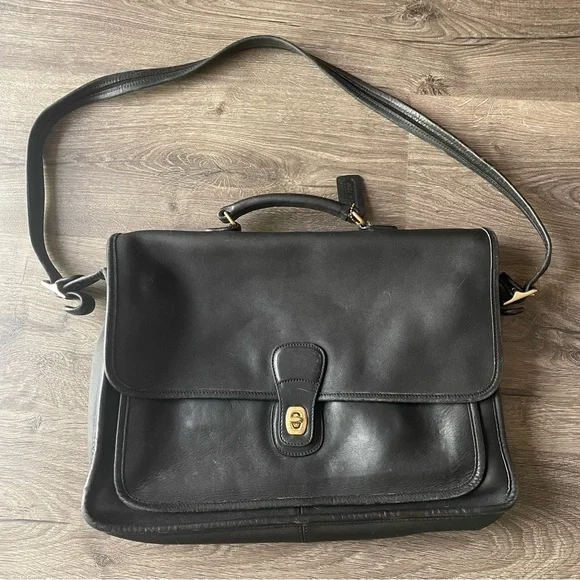 90’s Coach Black Leather Messenger Bag - Picture 1 of 8